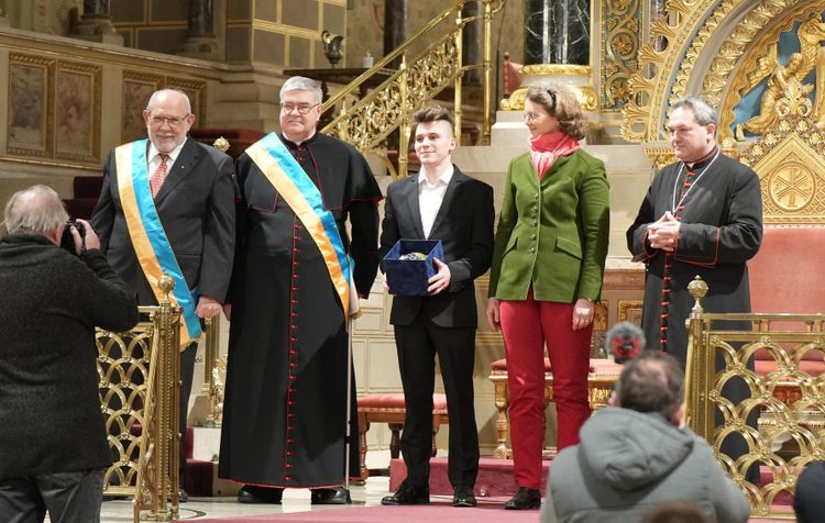 Ifjúsági “Tüke díj”