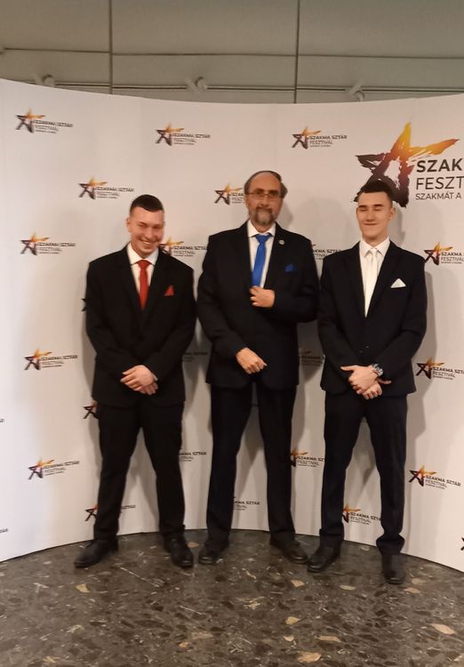 II. és III. helyezés